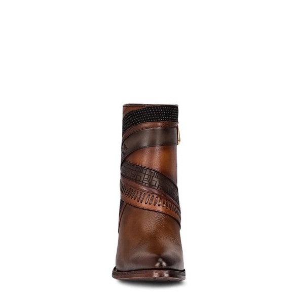 NIB Cuadra Genuine Leather Ankle Boot